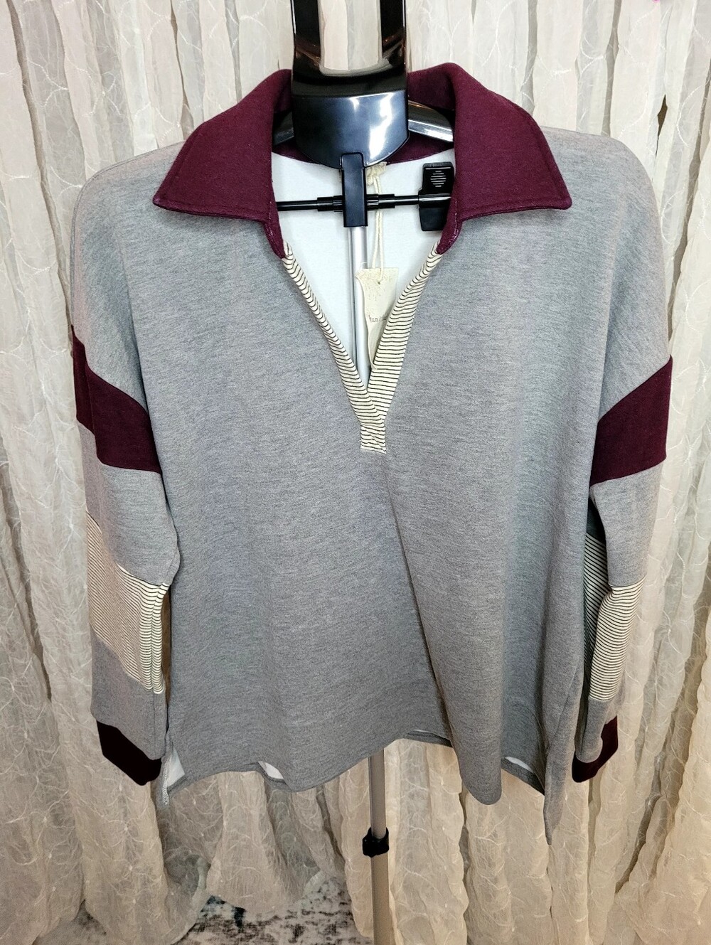 Hem & Thread Colorblock Stripes V Neck Collared Soft Pullover Gray Burgundy L